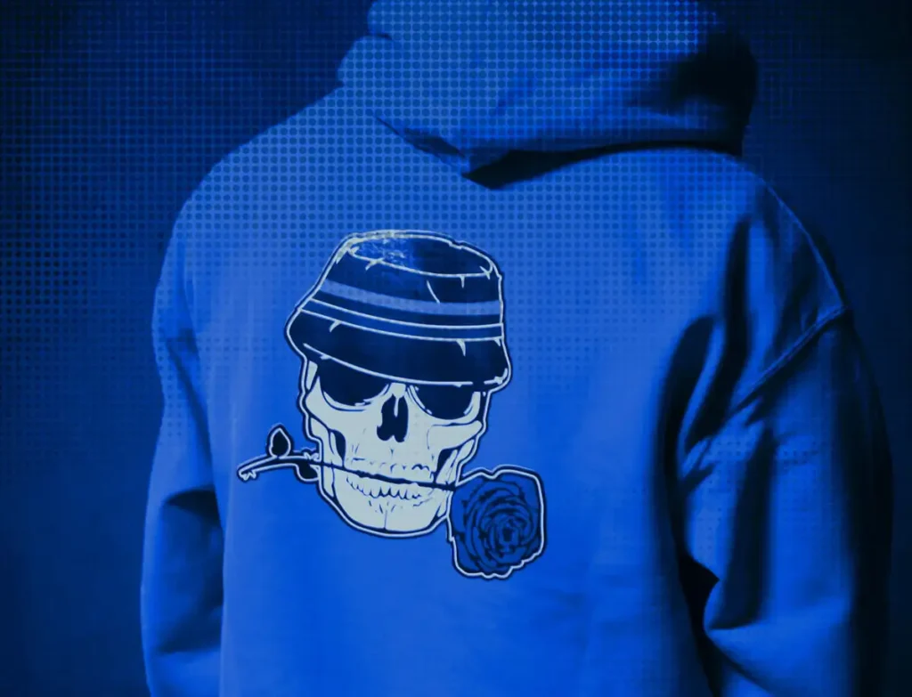 High-GSM-warm-hoodies-for-outdoor-promotions-in-Pakistan